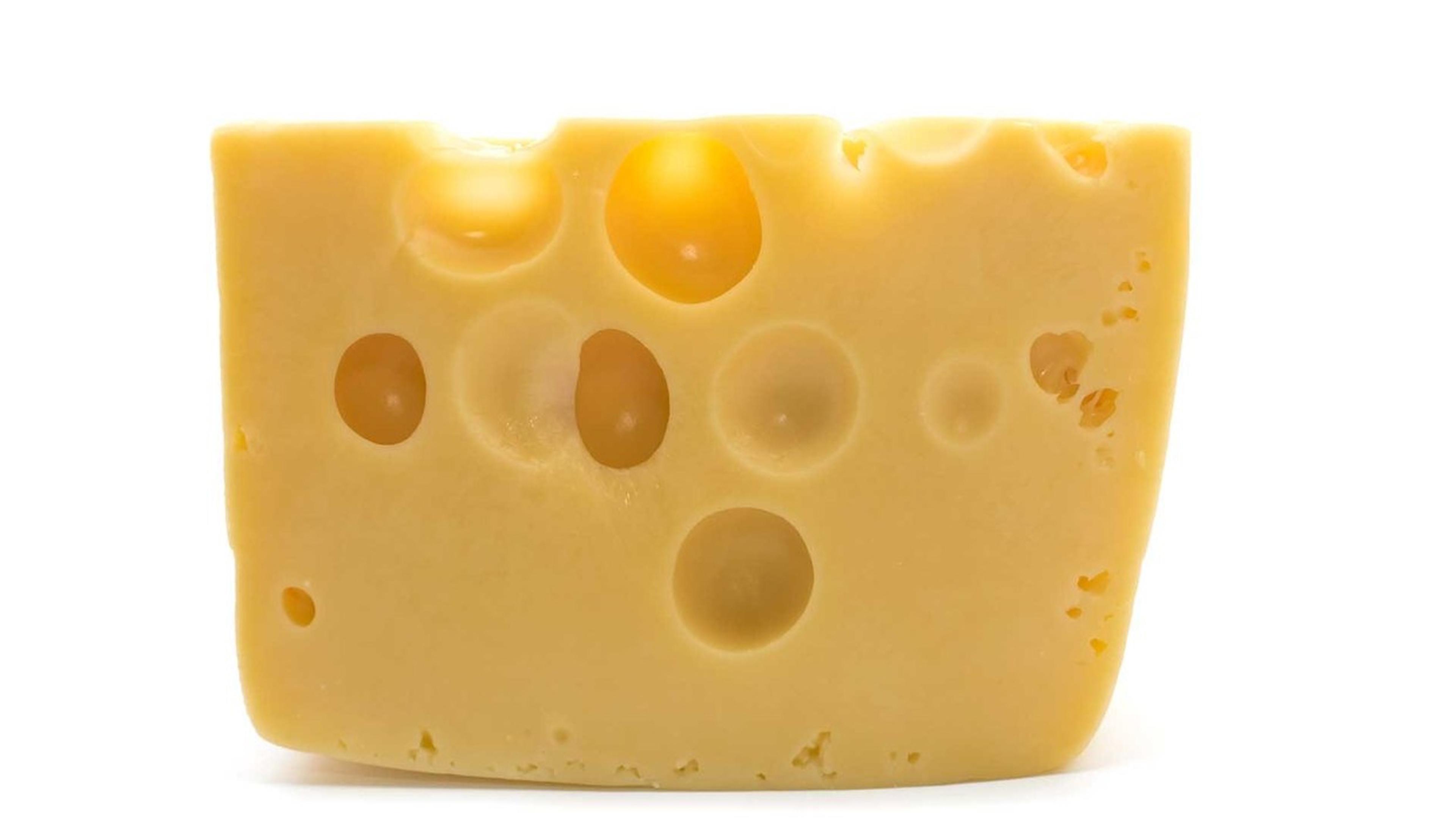 Le Mystère Des Trous Dans Certains Fromages A Enfin été Percé Virgule 